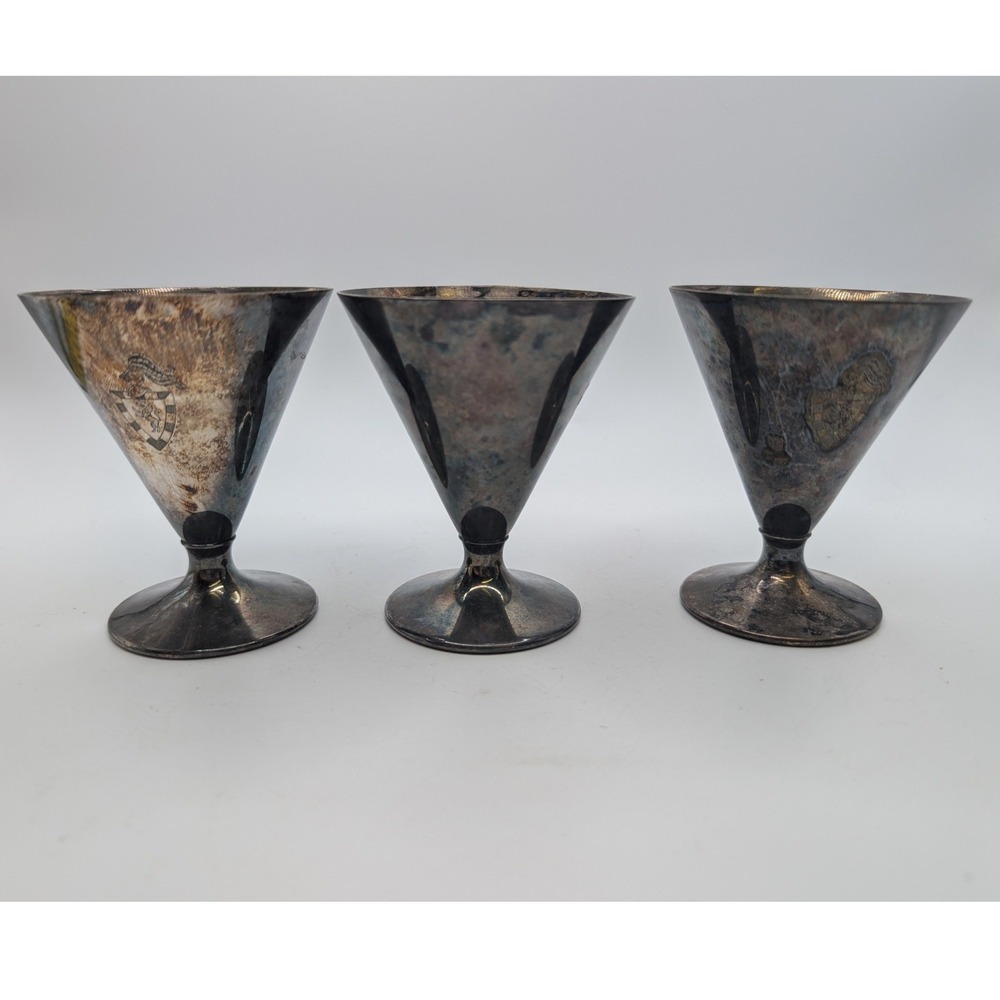 Vtg Meriden Silver Plate Co Cocktail Cups Silver Crest Lion Shield 318 Set of 3